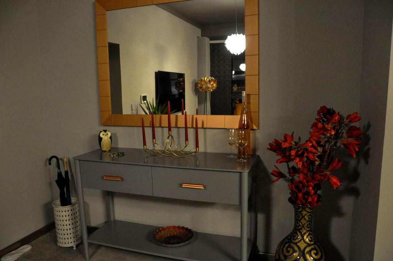 Rubio Residence - Accmonia Luxury Apartment Arad Eksteriør bilde
